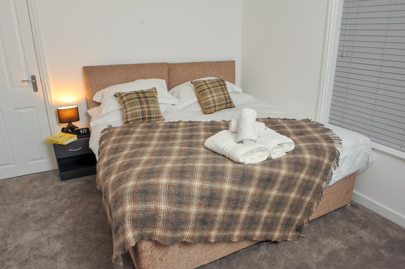 Apartment Select Sa - Queens Terrace Reading