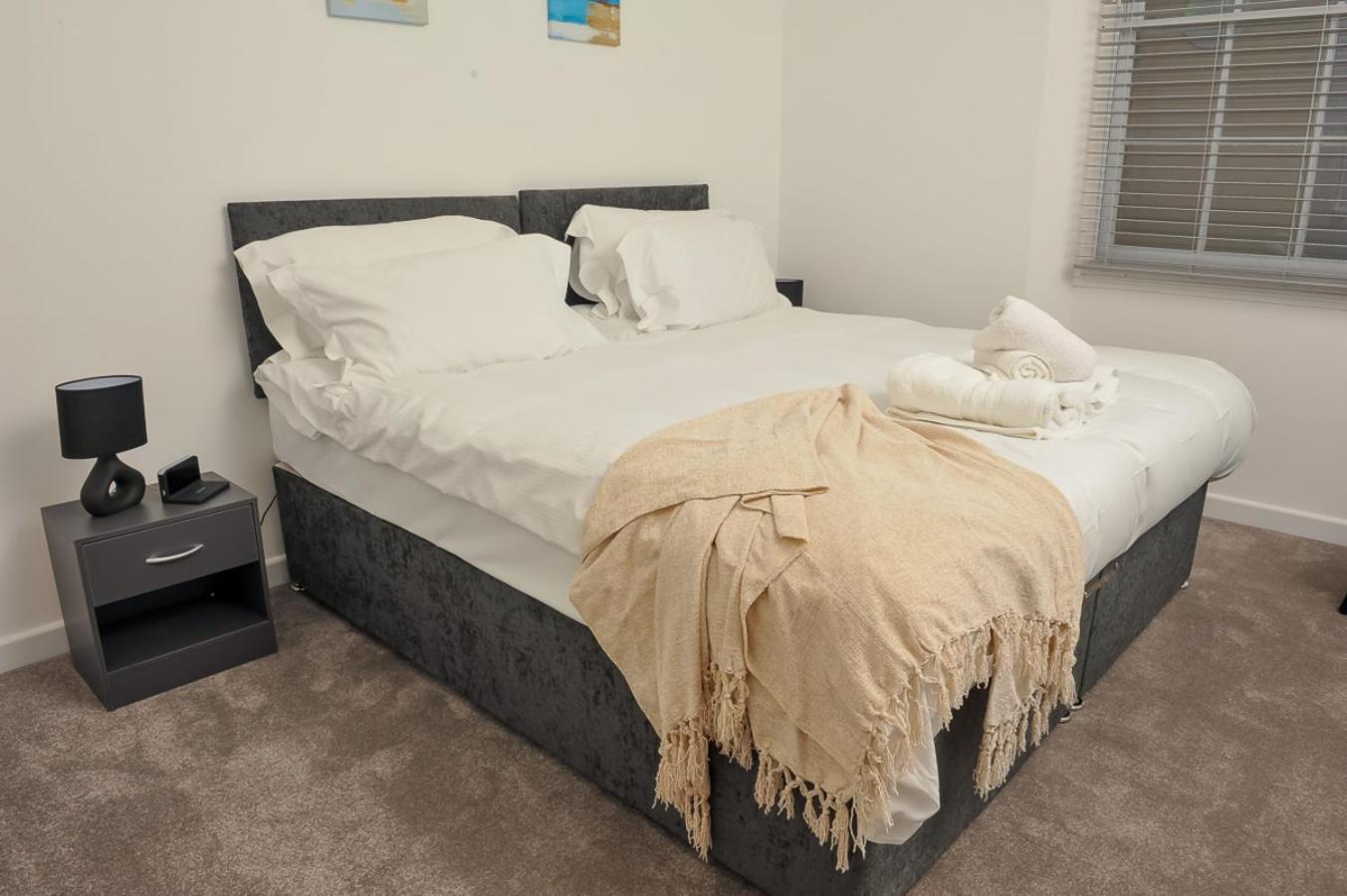 Apartment Select Sa - Queens Terrace Reading