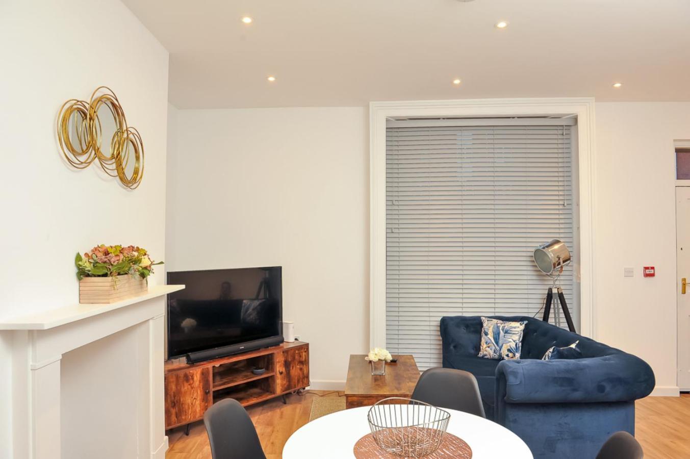Apartment Select Sa - Queens Terrace Reading