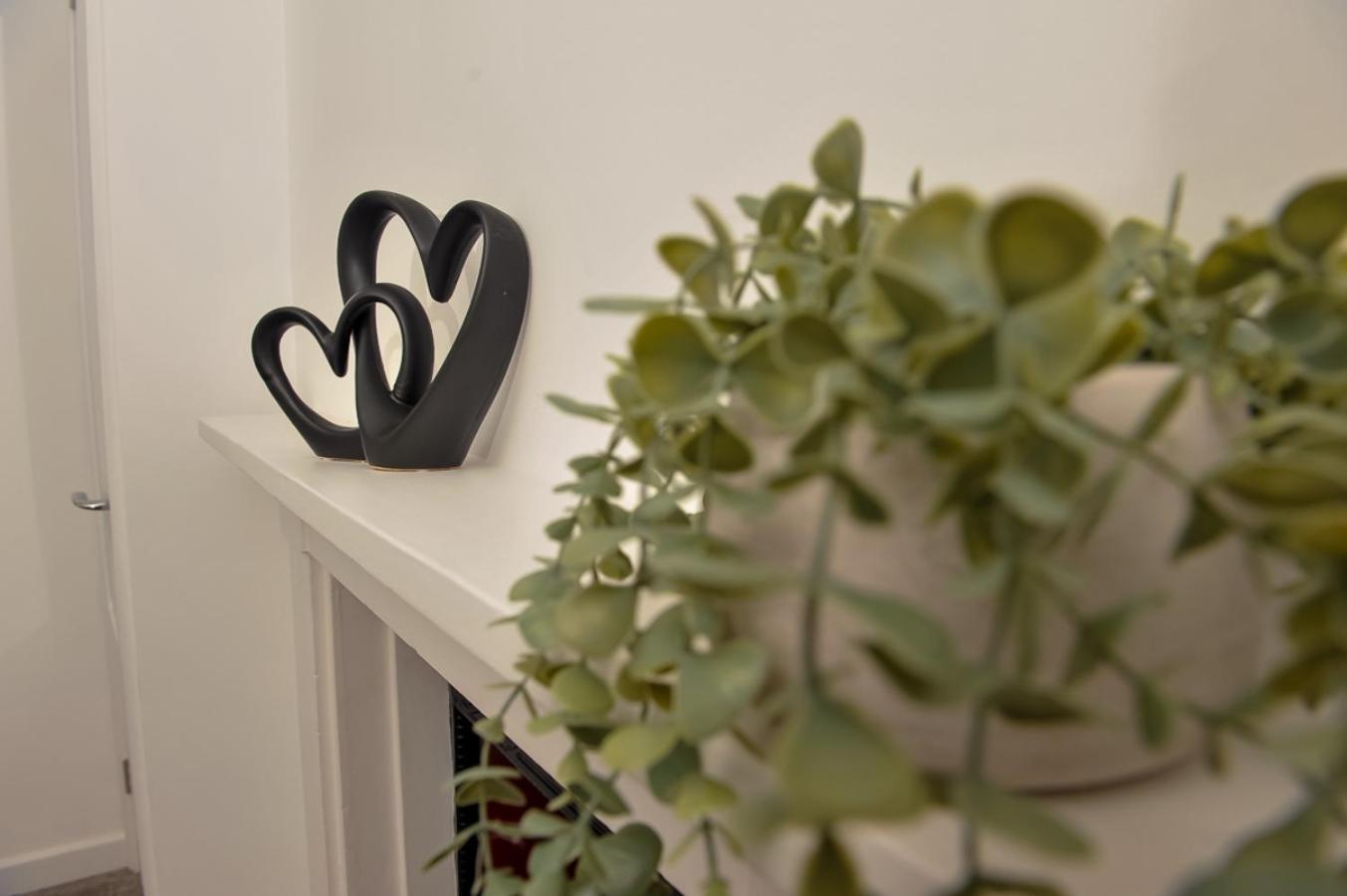 Select Sa - Queens Terrace Apartment *