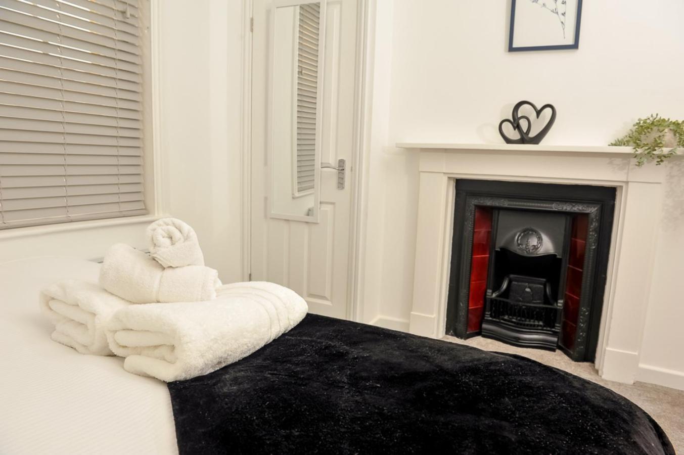 Select Sa - Queens Terrace *