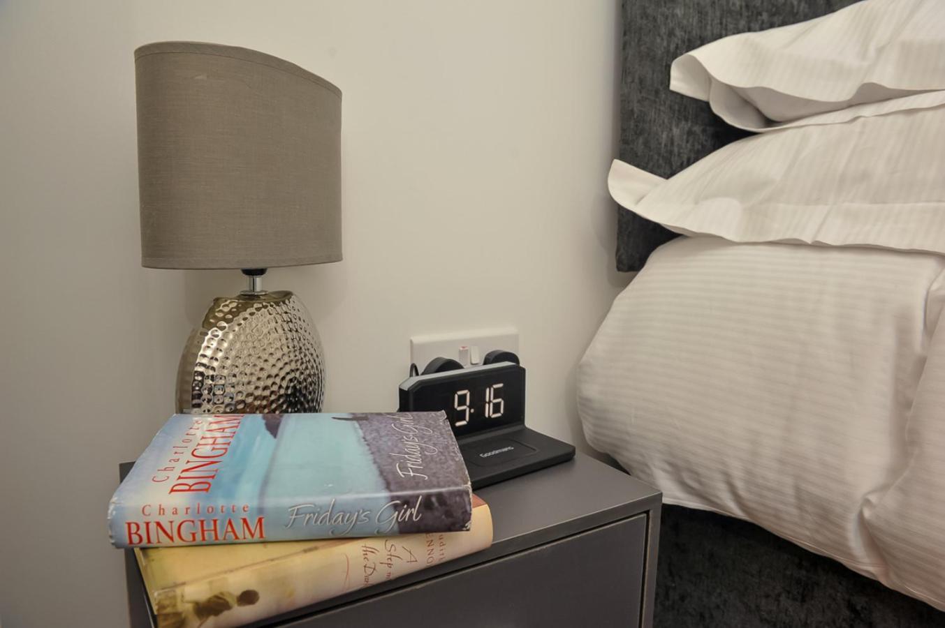 Select Sa - Queens Terrace Apartment *
