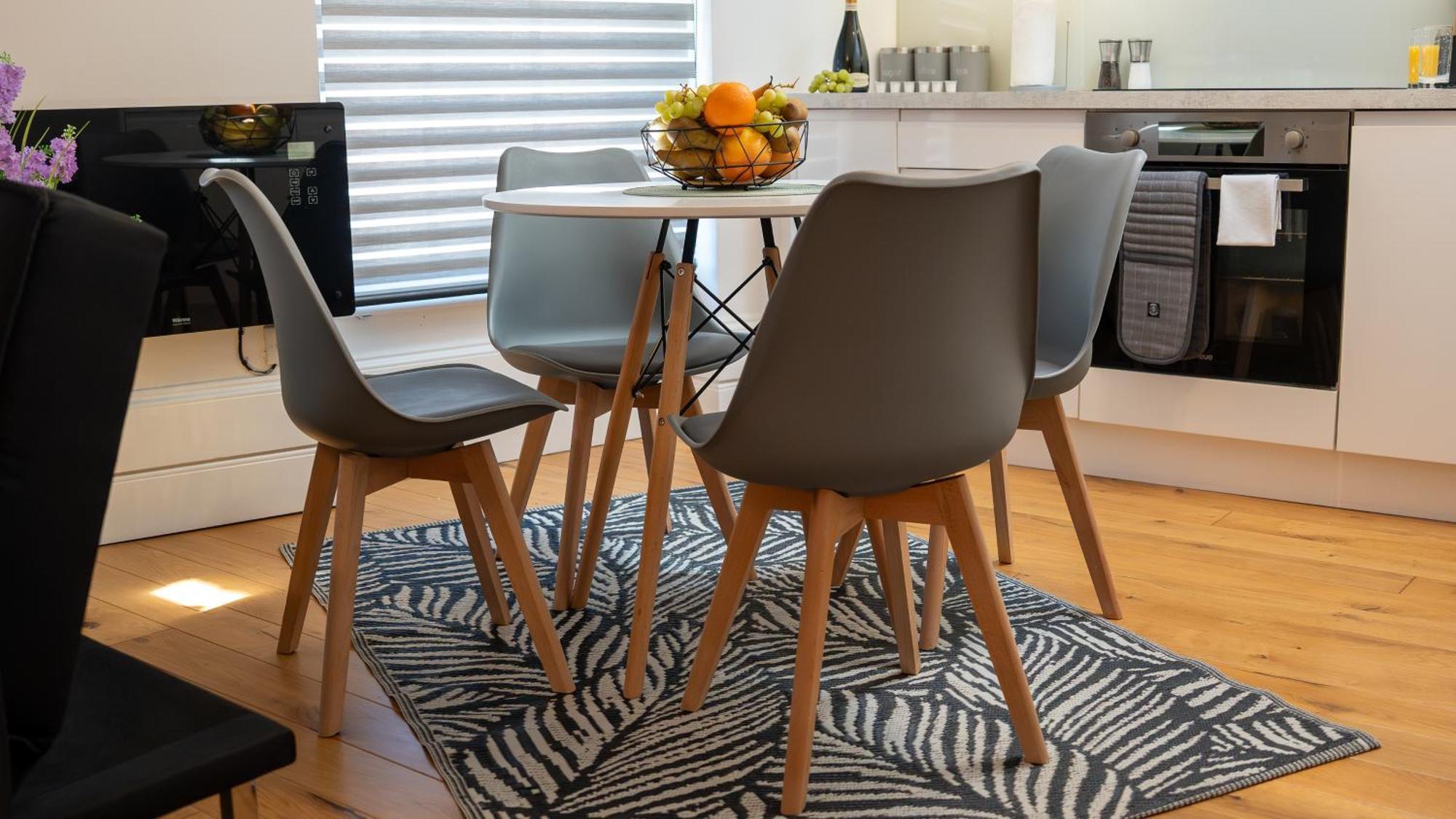 Select Sa - Queens Terrace Apartment *